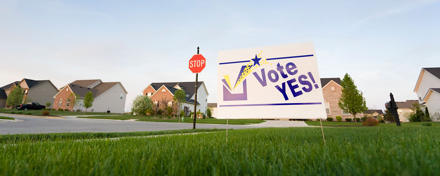Political Signs Increase Political Participation Asking voters to place signs in their yards gives them the ability to participate in your campaign and provides a strong emotional connection.