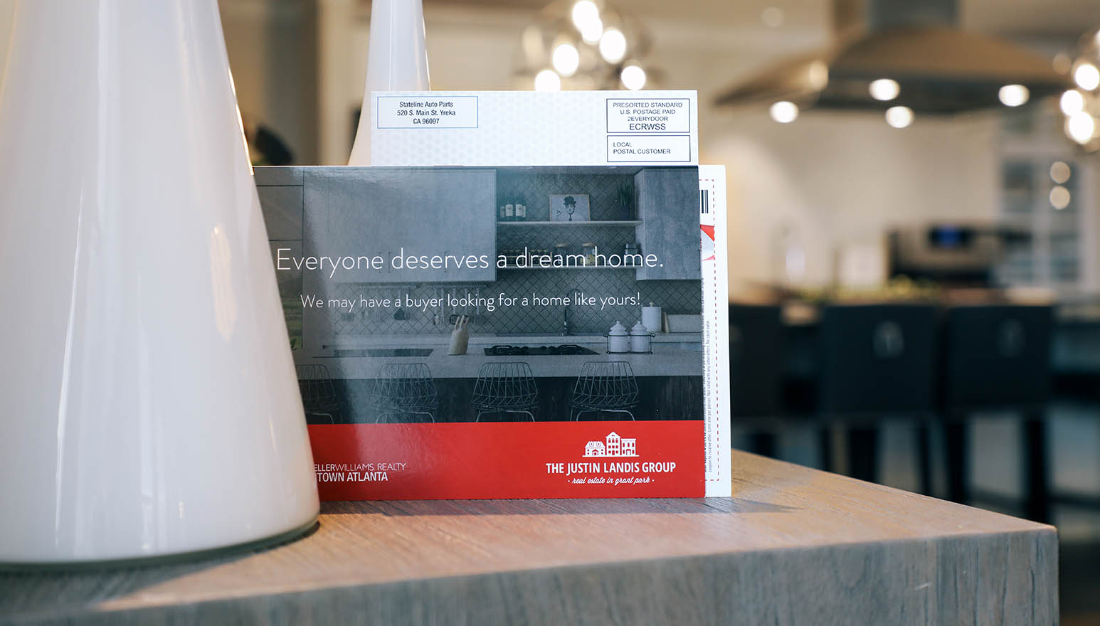 EDDM® Postcards for Realtors Start sending out mailers. Mailers range from envelopes, brochures, postcards, and any other print material that can fit in your budget.