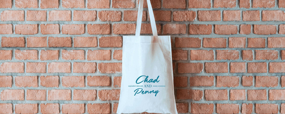 Wedding Tote Bags Surprise your guest with a memorable wedding welcome bags!